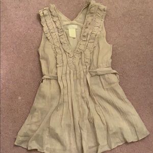 Sleeveless blouse